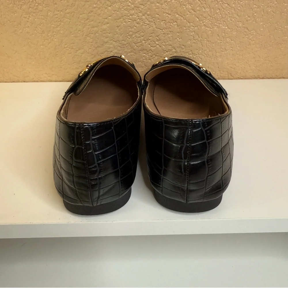 Croc Effect Chain Loafers - Picture 5 of 11